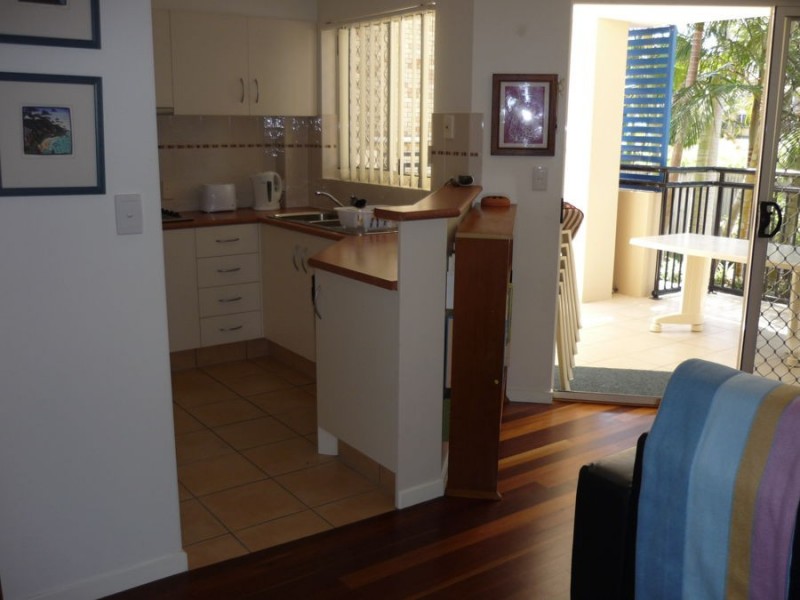 2/48 Coolangatta Road, Kirra QLD 4225