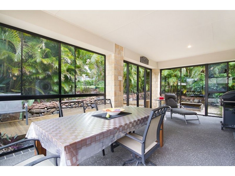 14 Buncrana Terrace, Banora Point NSW 2486