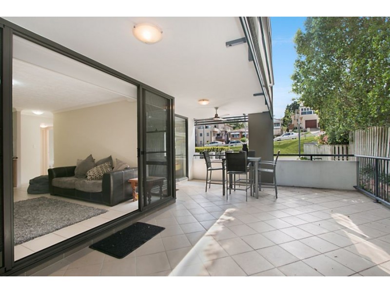 2/66 McLean St, Coolangatta QLD 4225