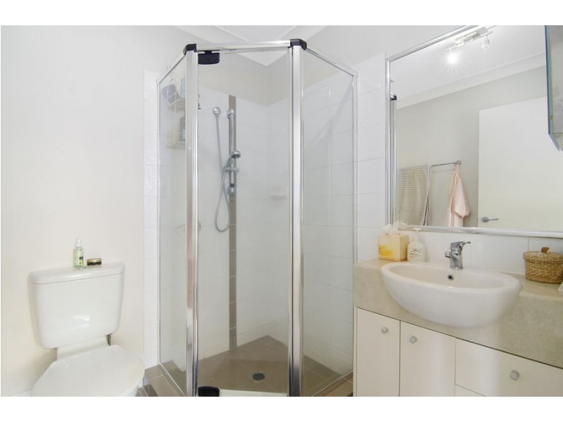 11/66 McLean St, Coolangatta QLD 4225