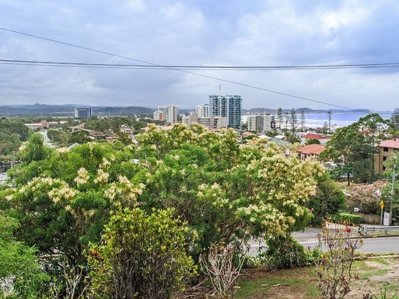 2/23 Tweed St, Coolangatta QLD 4225