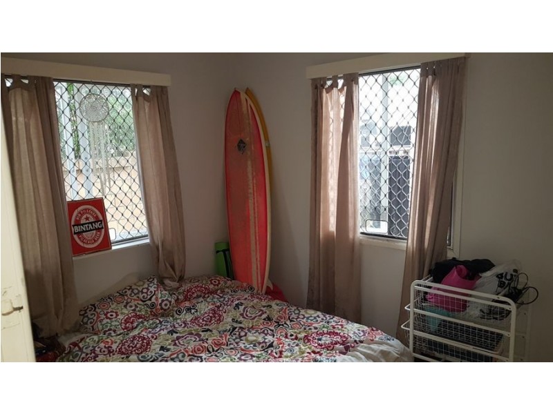 2/11 Lord St, Coolangatta QLD 4225