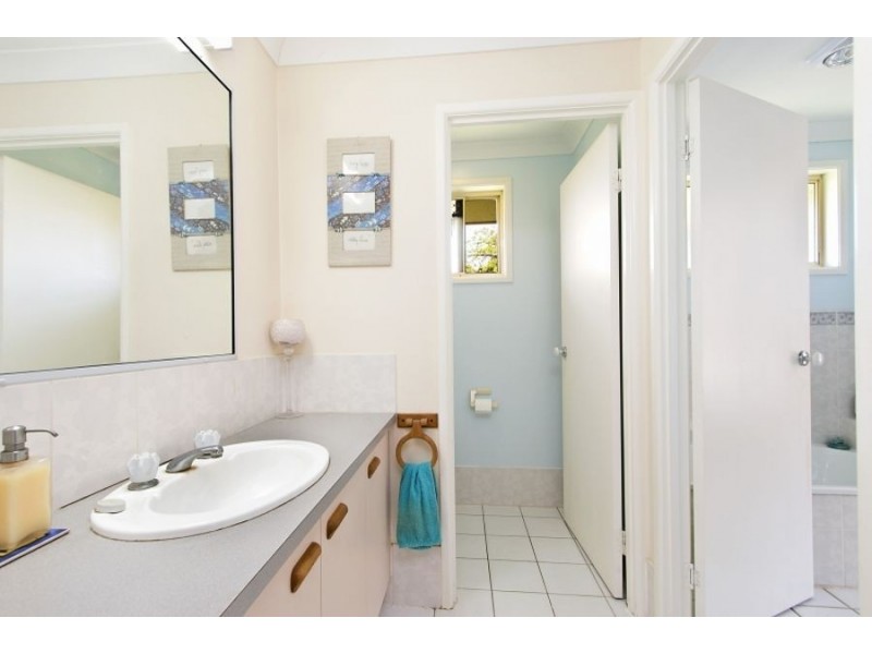 2/58 Glen Ayr, Banora Point NSW 2486