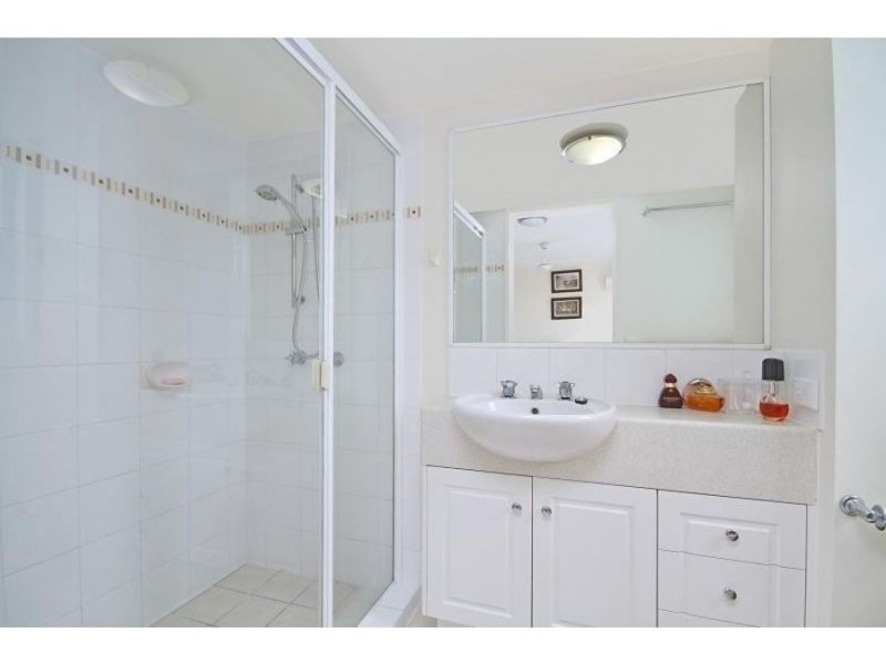 8/462 Coolangatta Road, Tugun QLD 4224