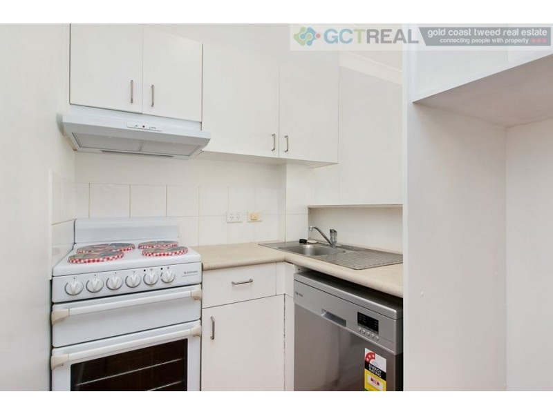 211/92 Musgrave St, Coolangatta QLD 4225