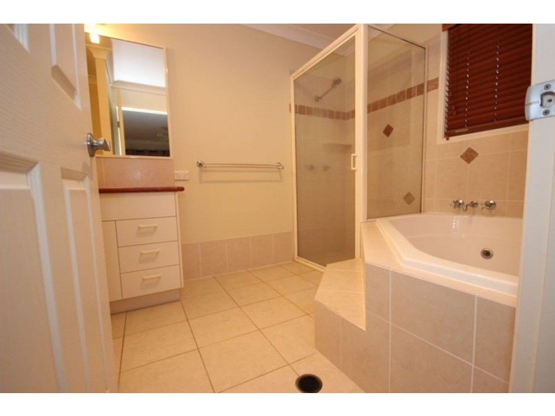 2 Isaacs Court, Terranora NSW 2486