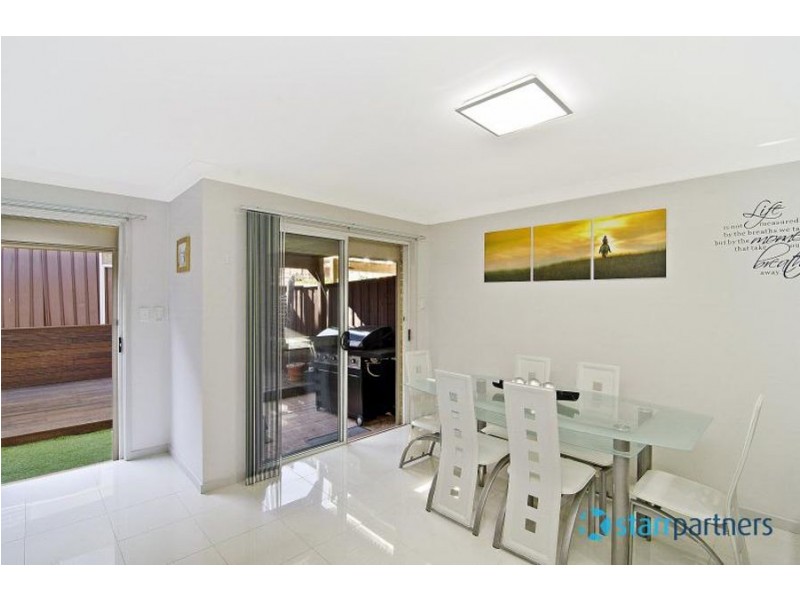 2/37 Binalong, Pendle Hill NSW 2145