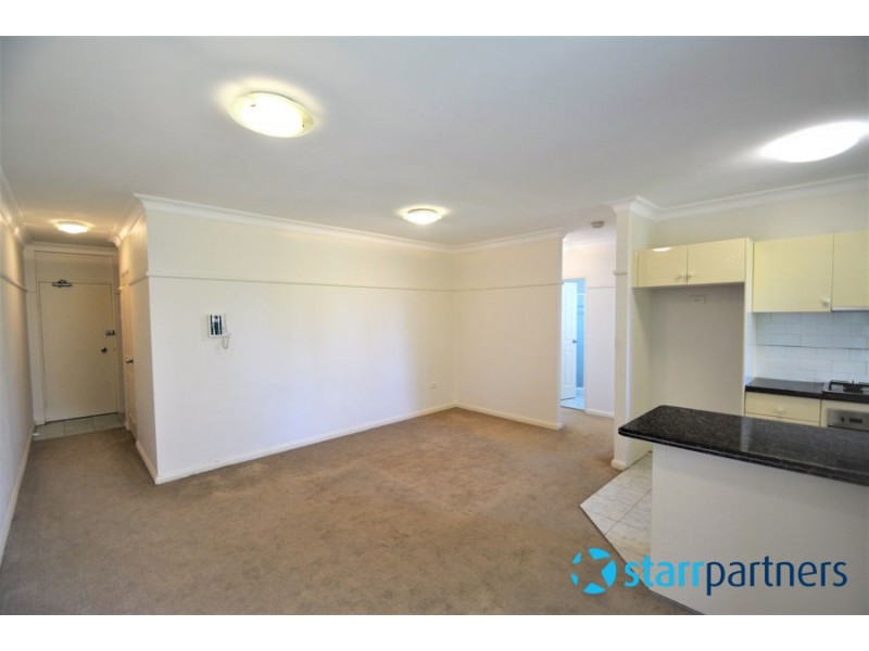 4 / 9-15 Lloyds Avenue, Carlingford NSW 2118