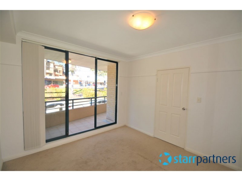 4 / 9-15 Lloyds Avenue, Carlingford NSW 2118