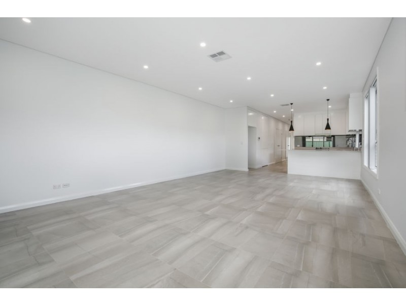 33A Binda Street, Merrylands NSW 2160