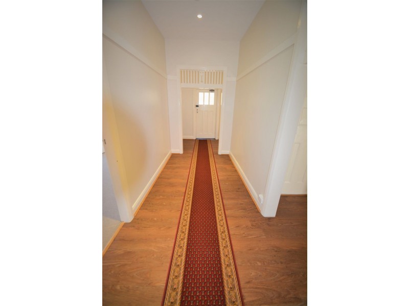 142 Fox Valley Road, Wahroonga NSW 2076