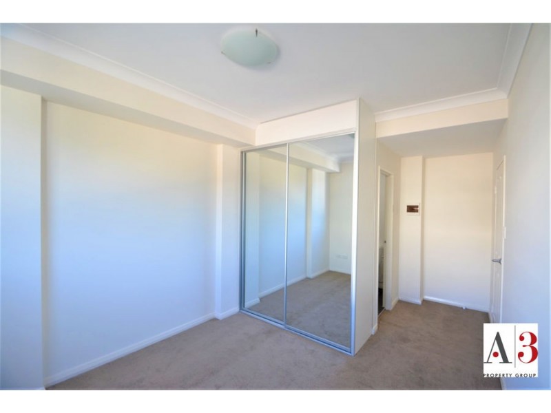 2 / 28 Smythe Street, Merrylands NSW 2160