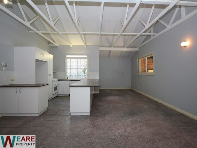 7 Clifford Place, Forest Lake QLD 4078