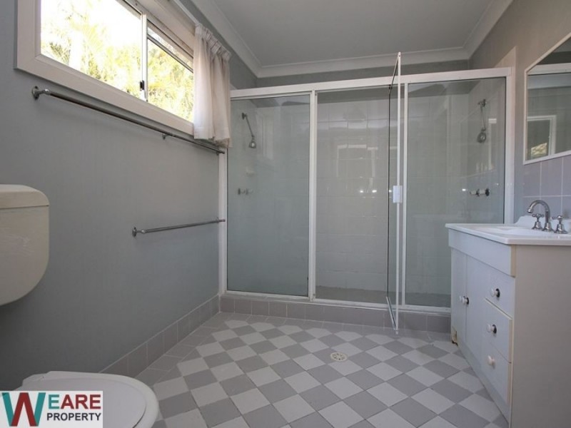 7 Clifford Place, Forest Lake QLD 4078