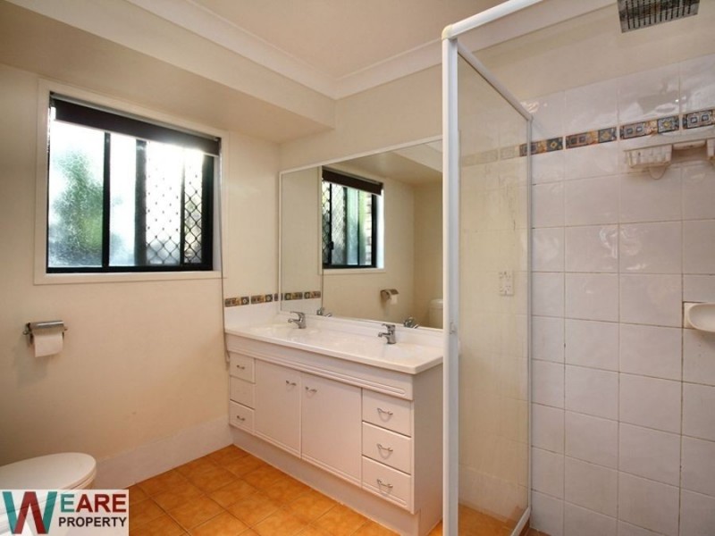 8-12 Christopher Pl, Jimboomba QLD 4280
