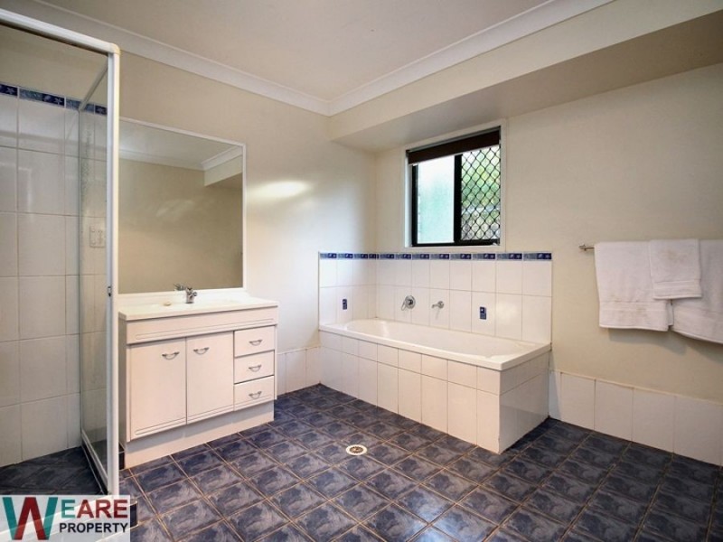 8-12 Christopher Pl, Jimboomba QLD 4280