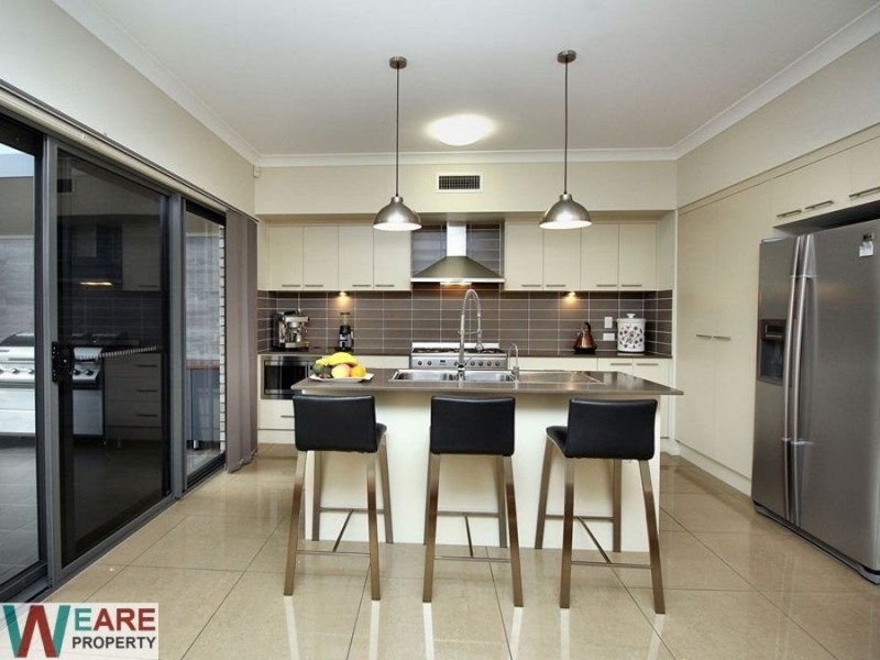 2-4 Bluewing Court, Greenbank QLD 4124