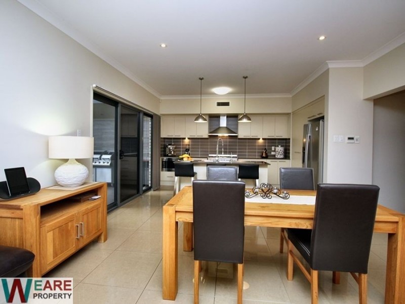 2-4 Bluewing Court, Greenbank QLD 4124