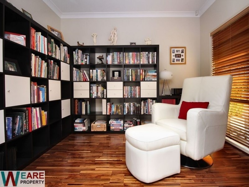 2-4 Bluewing Court, Greenbank QLD 4124