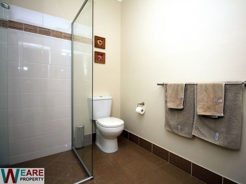 2-4 Bluewing Court, Greenbank QLD 4124