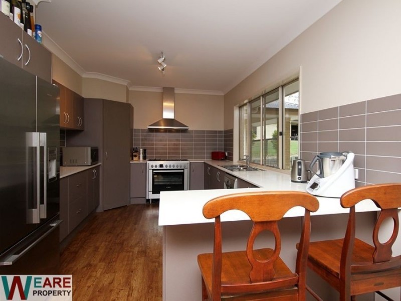 2-4 Eyre Pl, Jimboomba QLD 4280