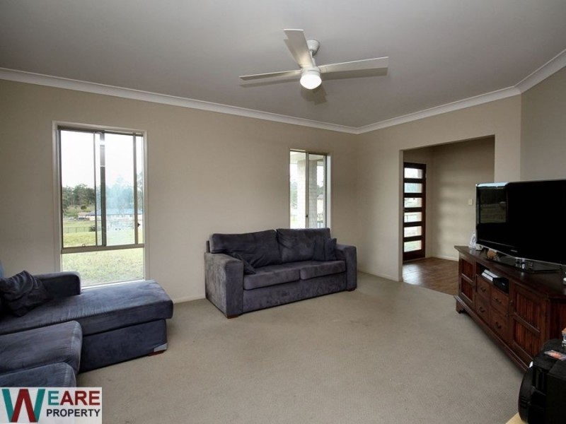 2-4 Eyre Pl, Jimboomba QLD 4280