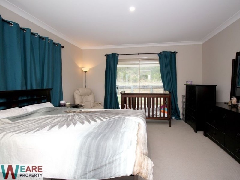 2-4 Eyre Pl, Jimboomba QLD 4280