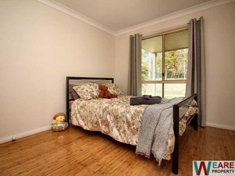 24 Grey Gum Rd, Chambers Flat QLD 4133