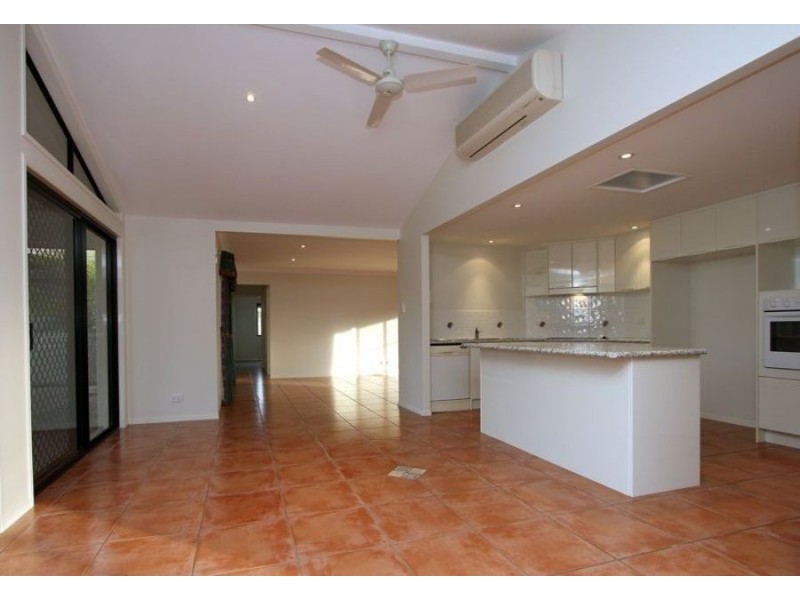 7 Polyanna crt, Loganlea QLD 4131