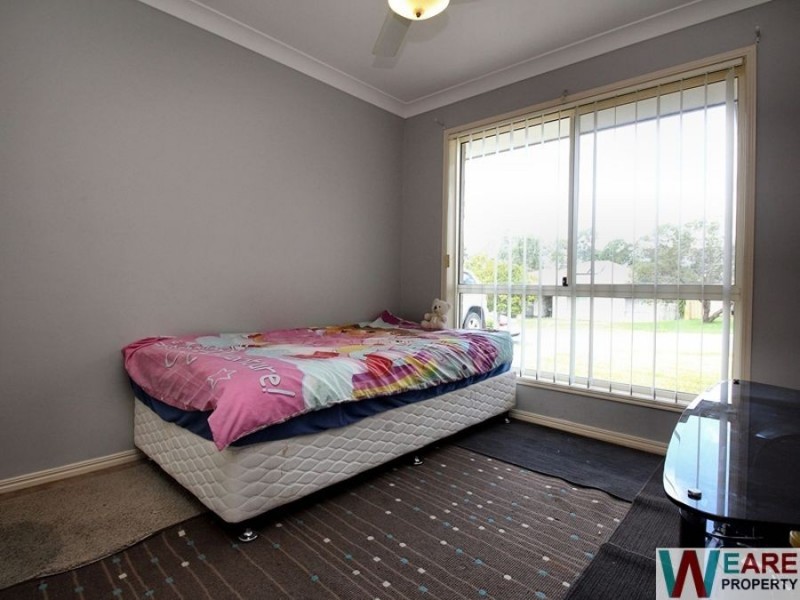 16 Creekside Crescent, Jimboomba QLD 4280
