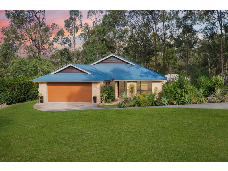 13 Christopher Pl, Jimboomba QLD 4280