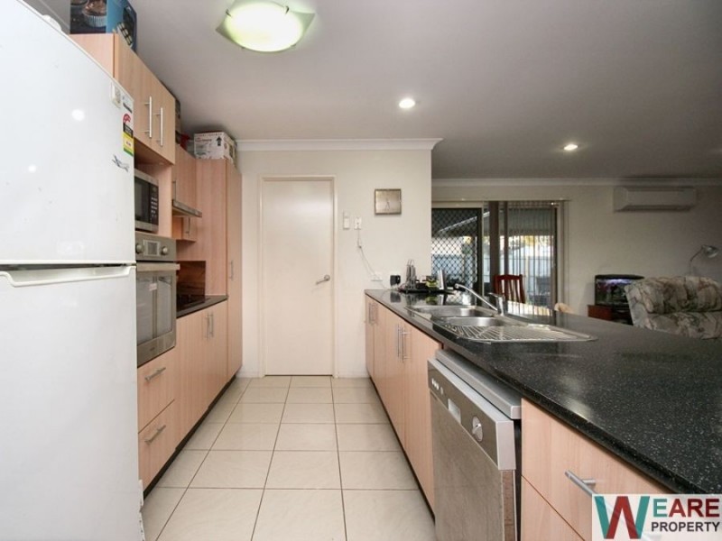 30A Pinelands Street, Loganlea QLD 4131