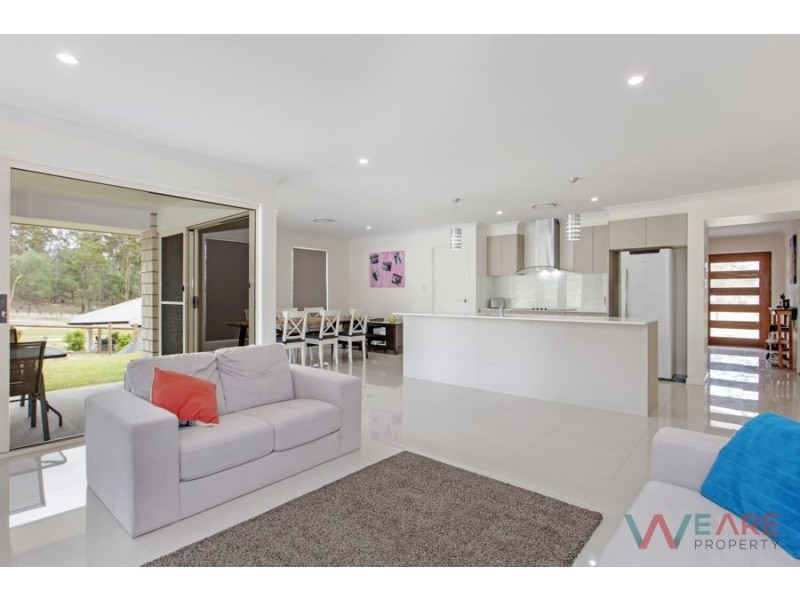 281 Peppertree Dr, Jimboomba QLD 4280