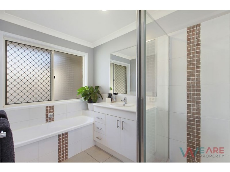 17 Yovan Crt, Loganlea QLD 4131