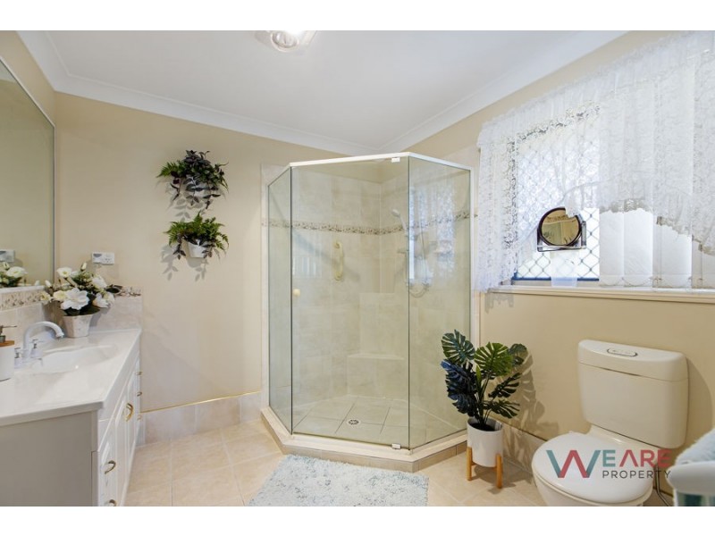 24 Merton st, Jimboomba QLD 4280