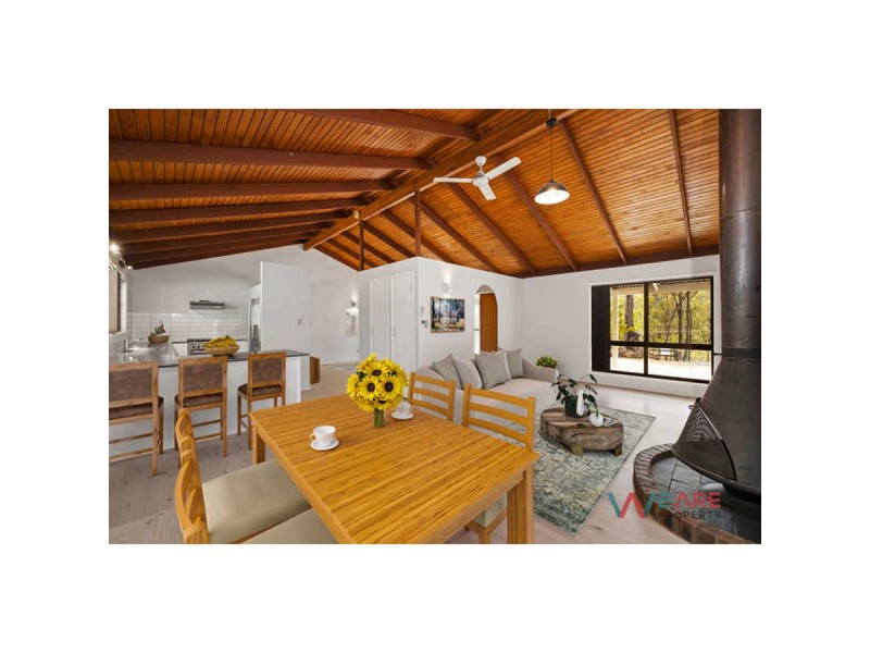 440 Mona Dr, Jimboomba QLD 4280