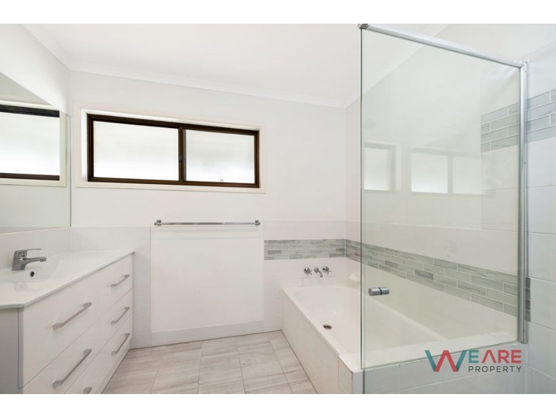 440 Mona Dr, Jimboomba QLD 4280