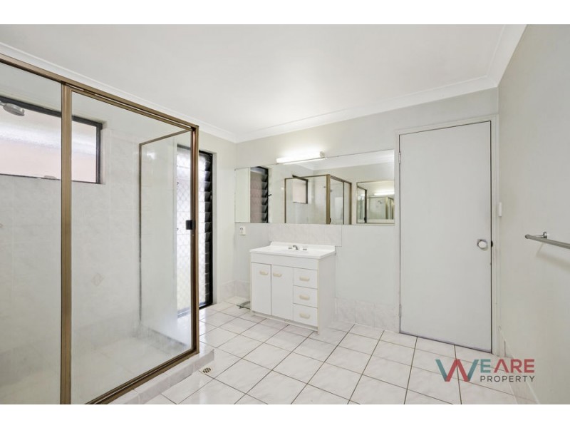 33-35 Holyman Crt, South Maclean QLD 4280