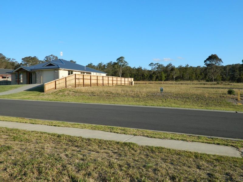 11 Cedarwood Drive, Crows Nest QLD 4355