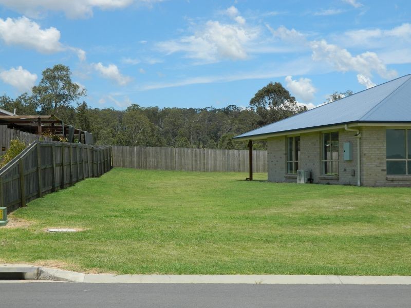 11 Cedarwood Drive, Crows Nest QLD 4355