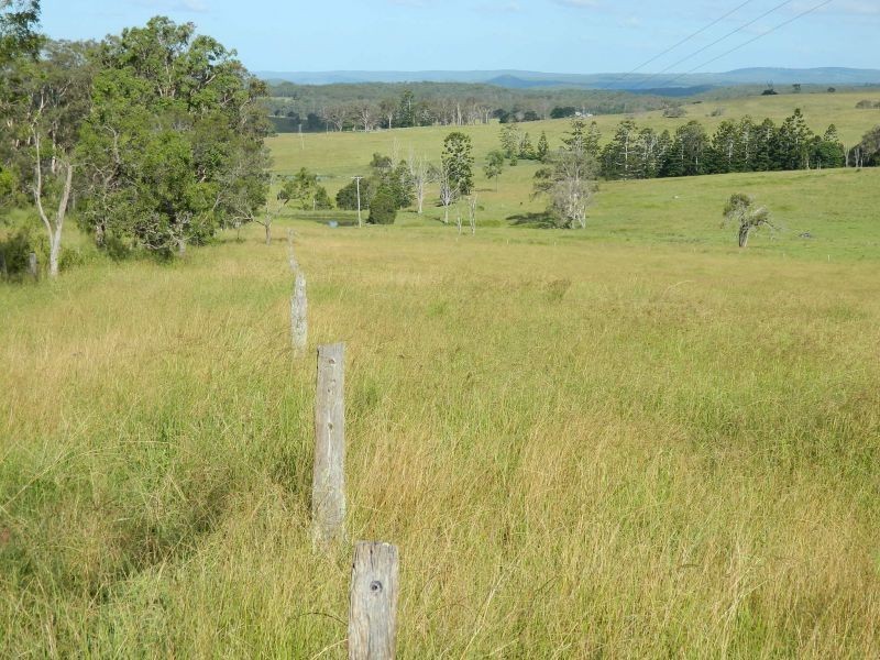 99 Byers Rd, Crows Nest QLD 4355