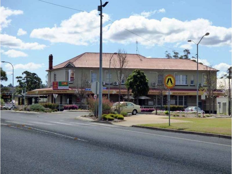 18 Devoncourt Road, Crows Nest QLD 4355