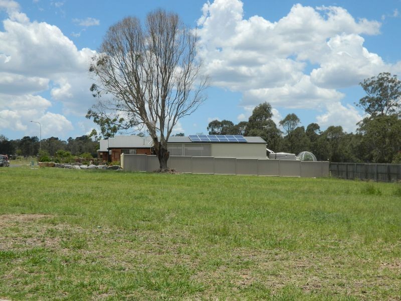 3 Jane Street, Crows Nest QLD 4355