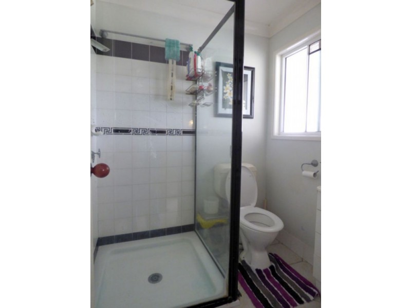 8 Pinnell Road, Crows Nest QLD 4355