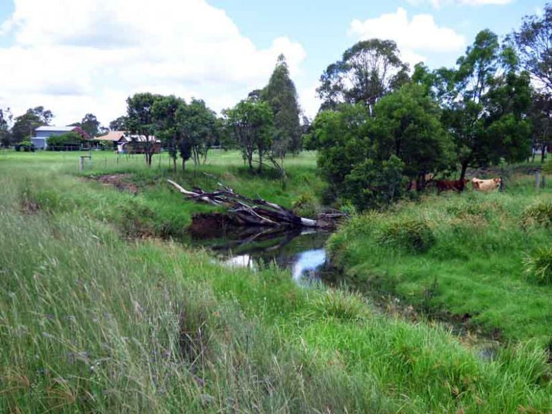 7233 New England Highway, Crows Nest QLD 4355