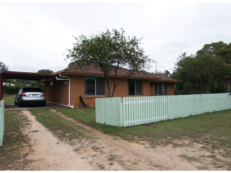 11 Grace Street, Crows Nest QLD 4355