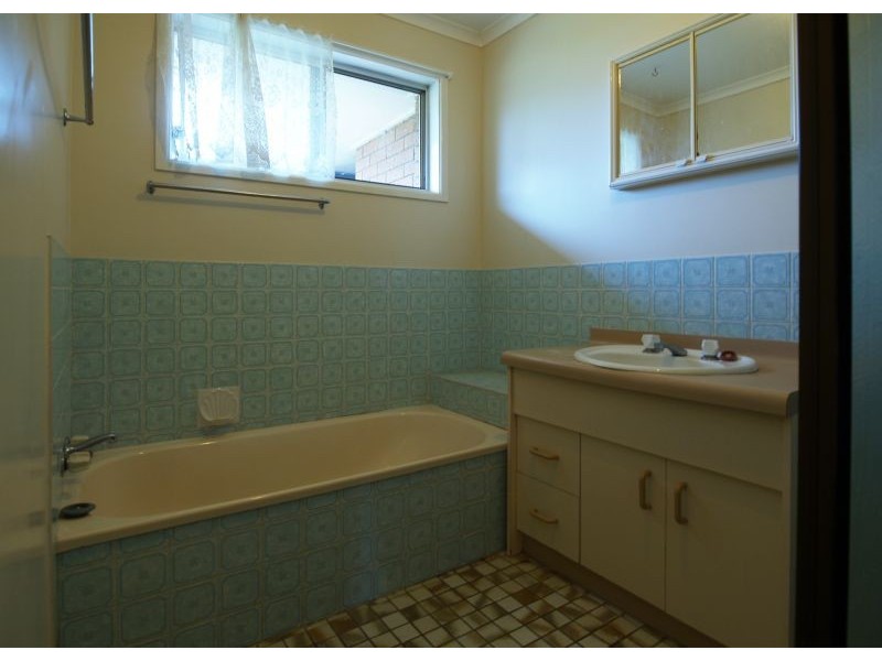 11 Grace Street, Crows Nest QLD 4355