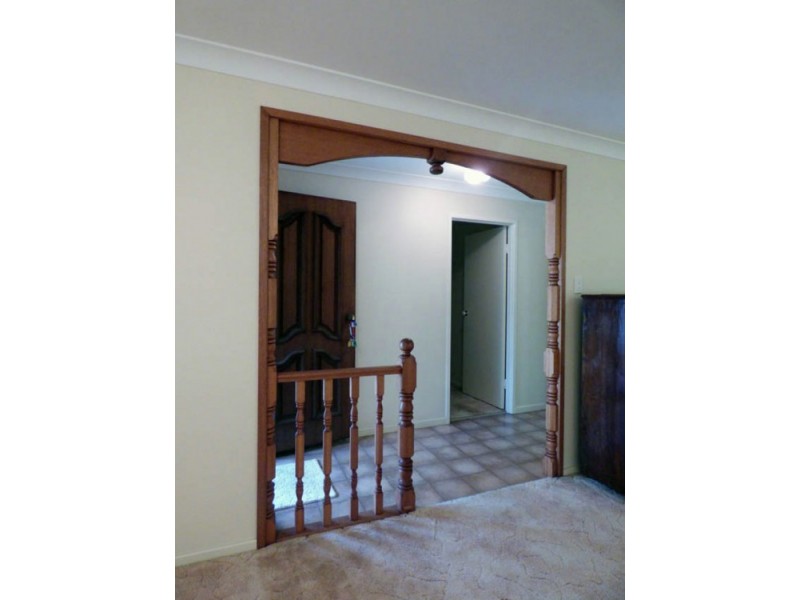 15 Park Road, Crows Nest QLD 4355