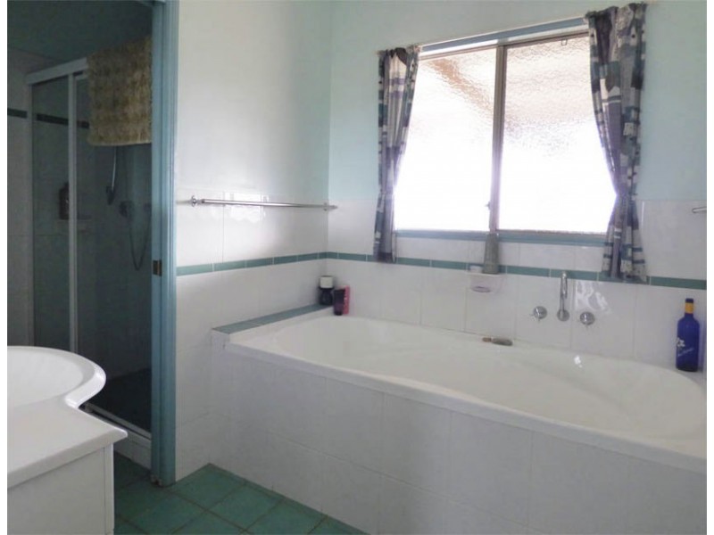 1128 Waterhole Gully Rd, Crows Nest QLD 4355