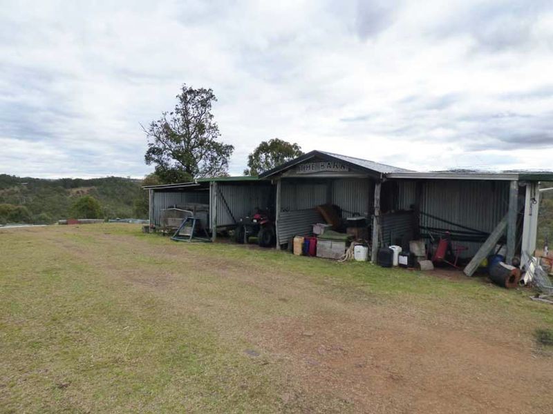 1128 Waterhole Gully Rd, Crows Nest QLD 4355